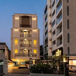 Hotel Court 11 By Dimora Kochi