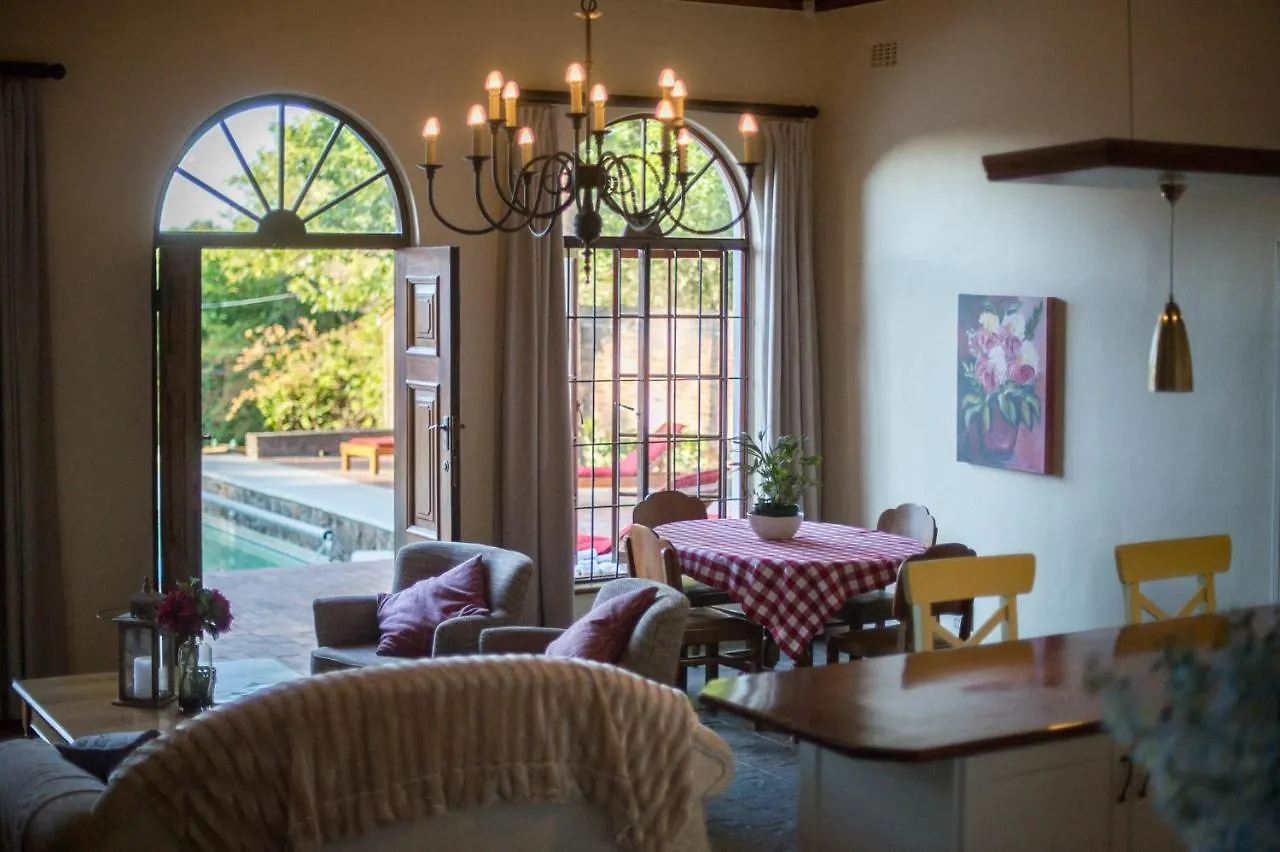 Guest house Boutique Villa Guesthouse Somerset West